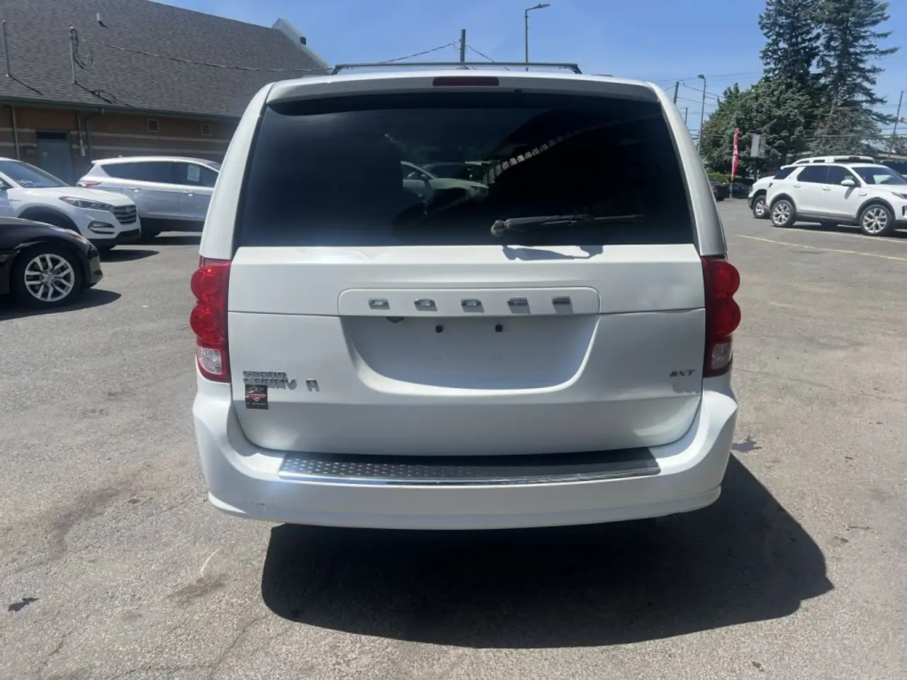 Dodge Grand Caravan photo Dodge Grand Caravan