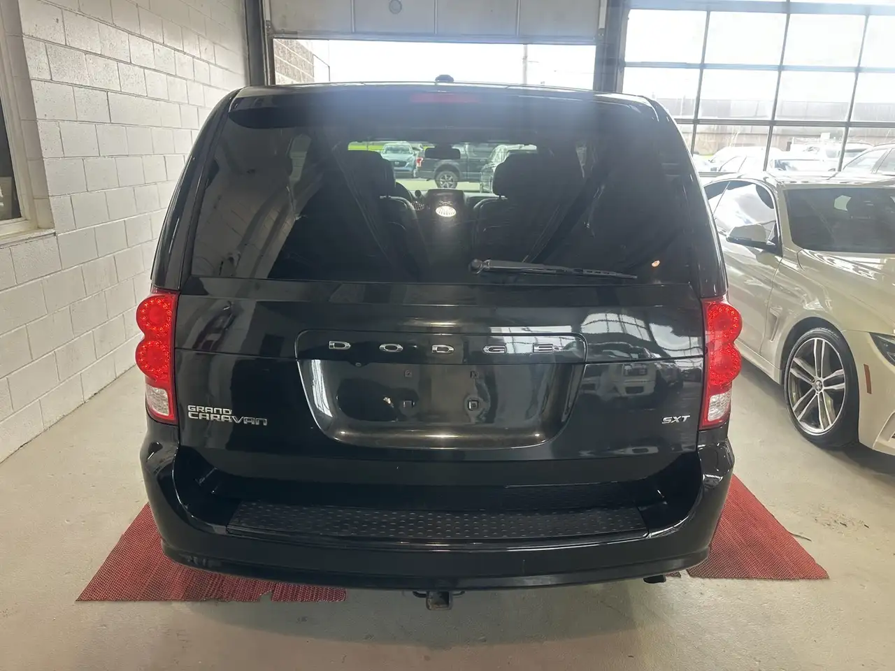 Dodge Grand Caravan снимка Dodge Grand Caravan