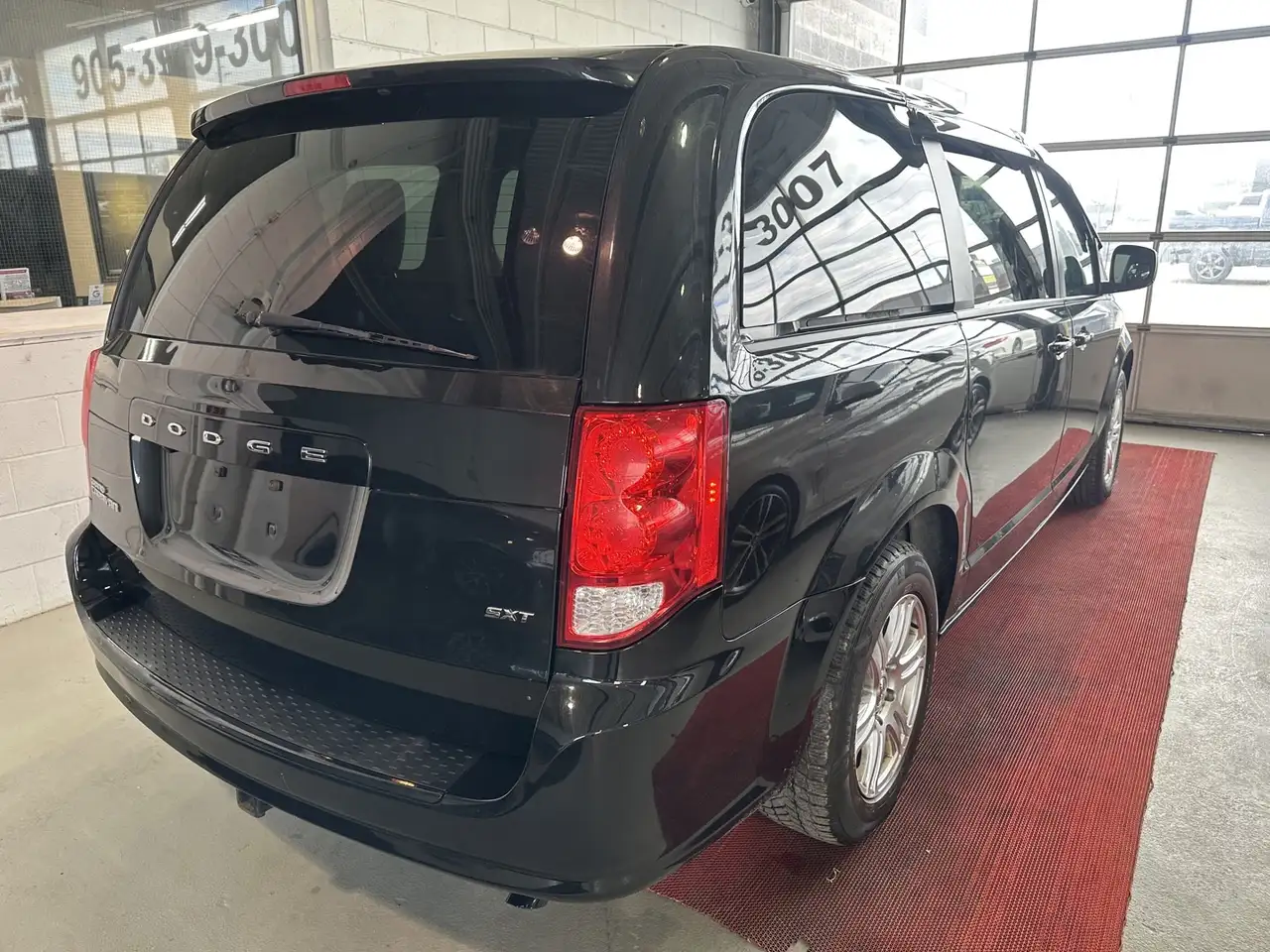 Dodge Grand Caravan снимка Dodge Grand Caravan