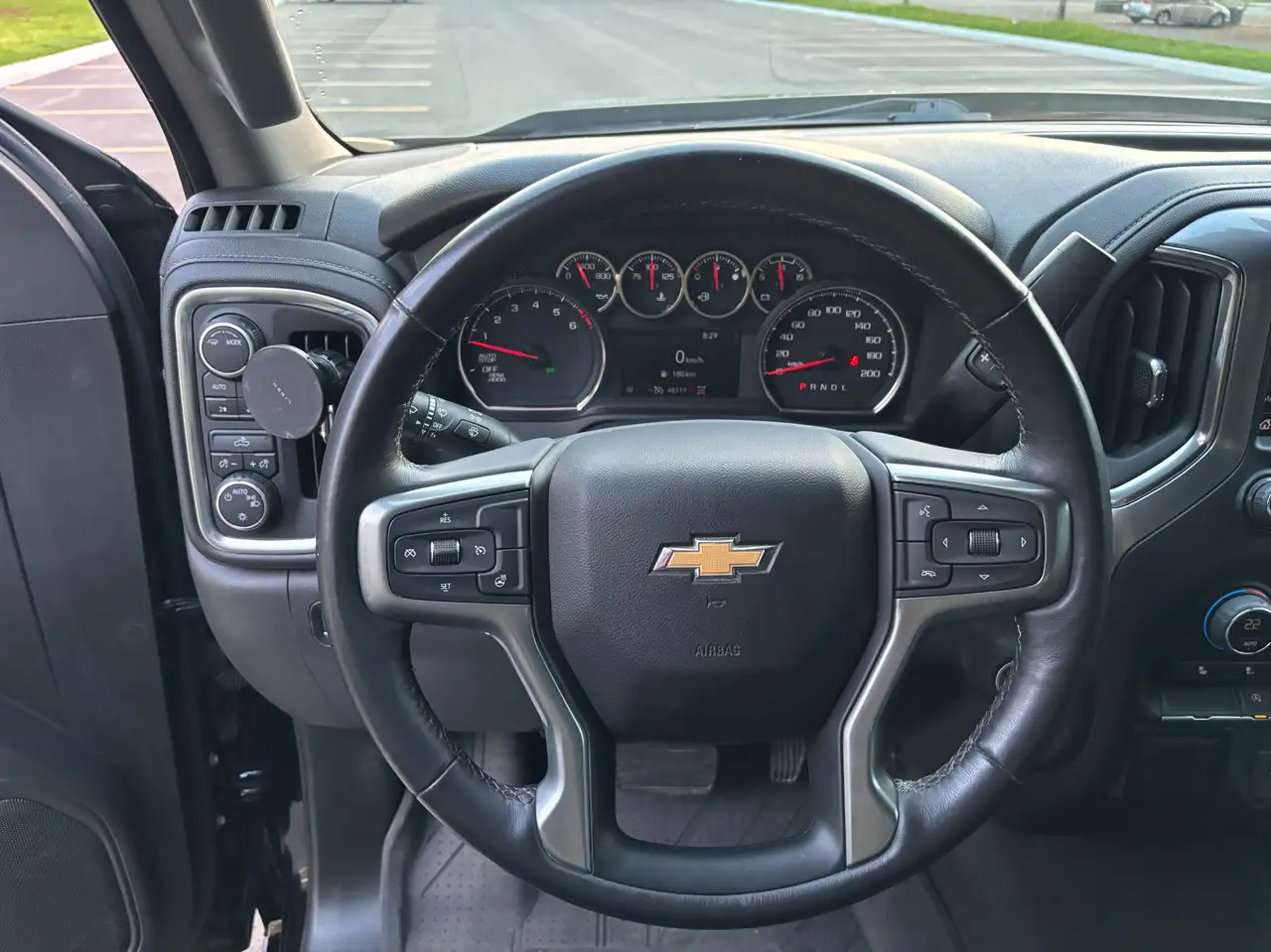 Chevrolet Silverado 1500 снимка Chevrolet Silverado 1500