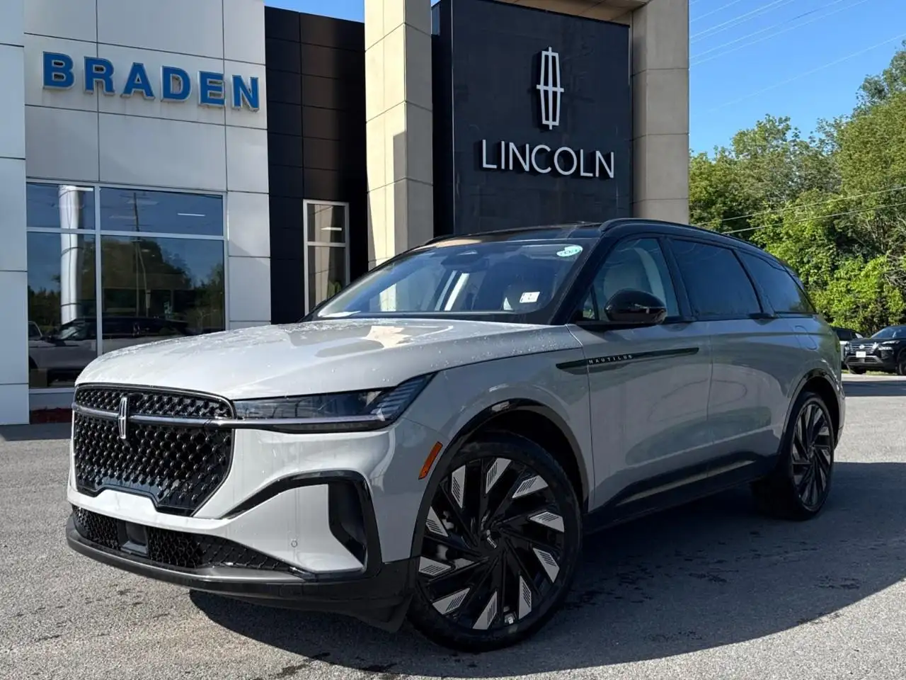 2026 Lincoln Nautilus