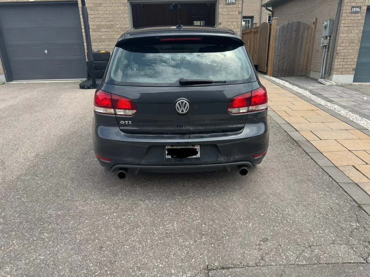 Volkswagen Golf GTI photo Volkswagen Golf GTI