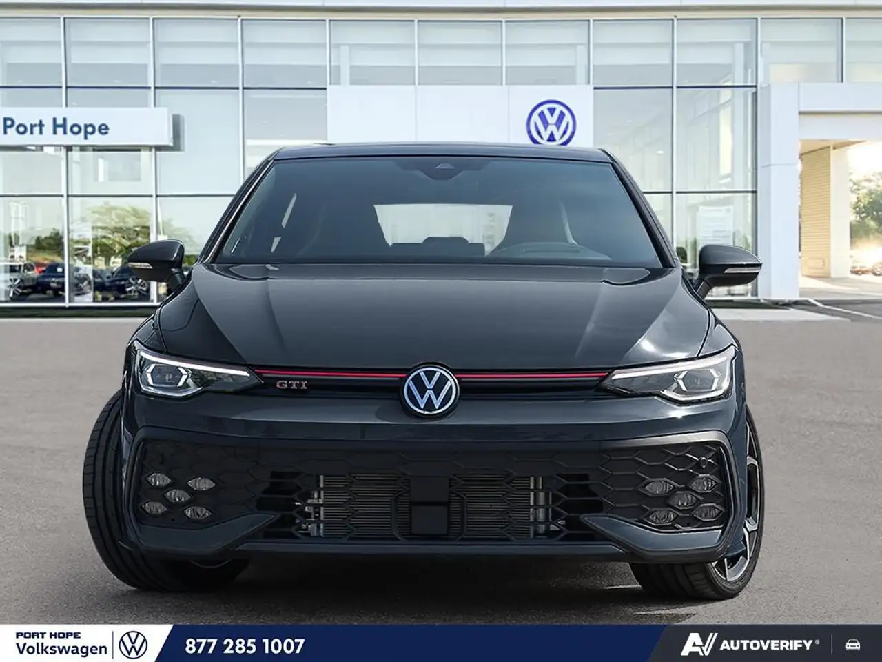 Volkswagen Golf GTI снимка Volkswagen Golf GTI
