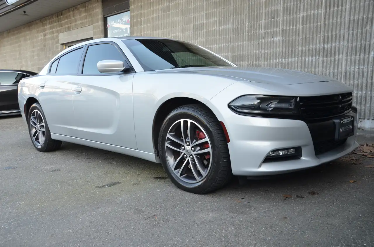Dodge Charger снимка Dodge Charger