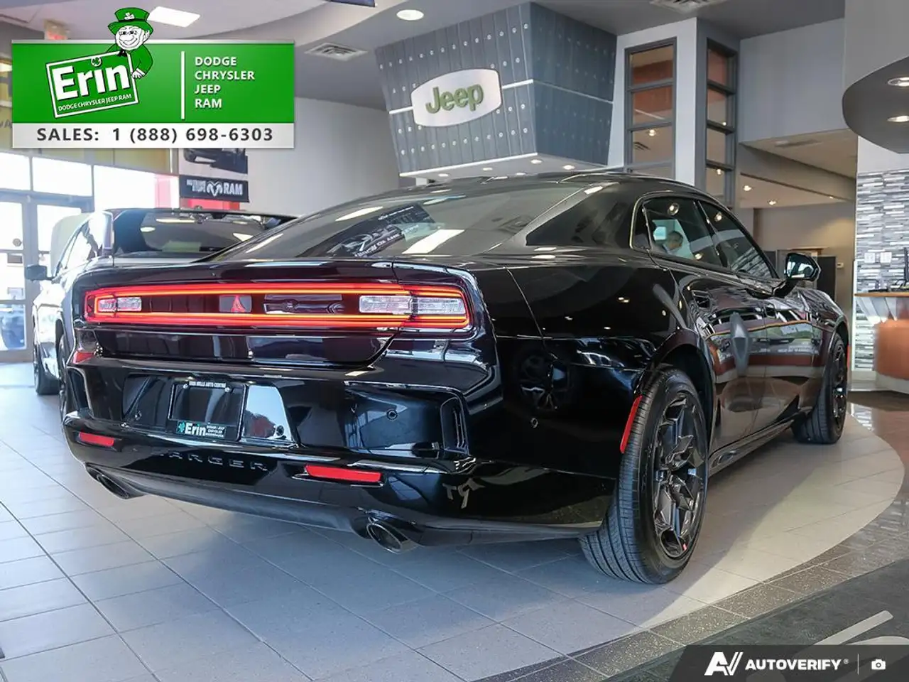 Dodge Charger снимка Dodge Charger