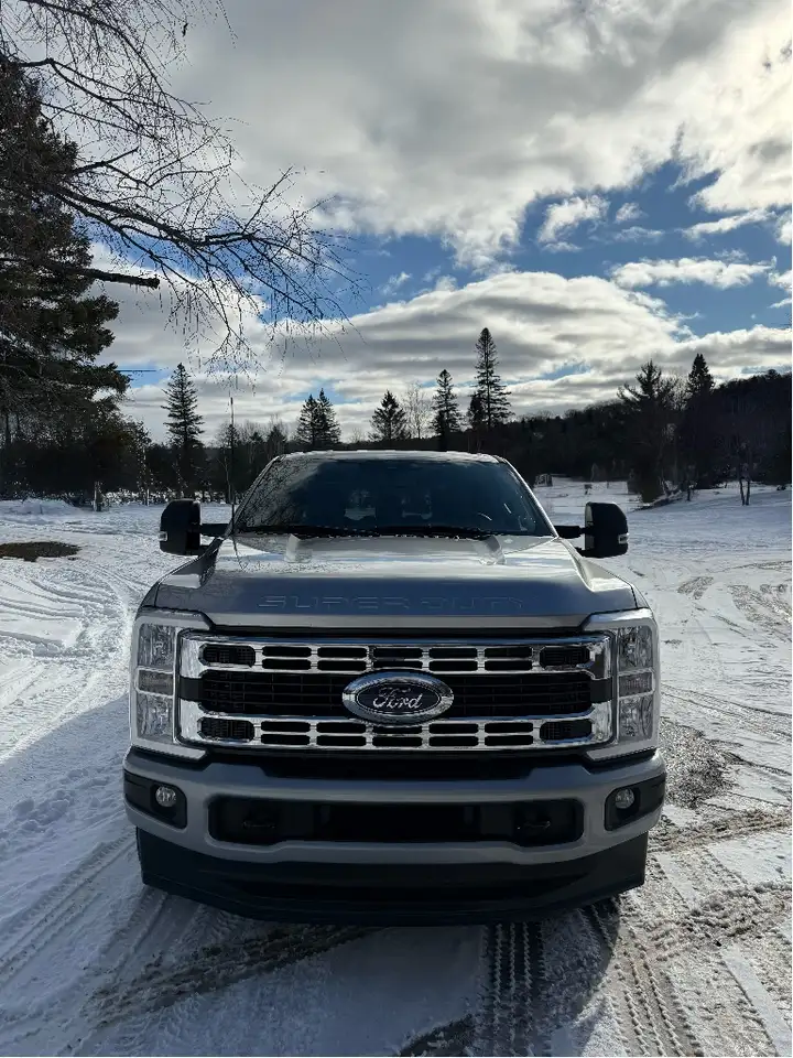 Ford F 350 снимка Ford F 350