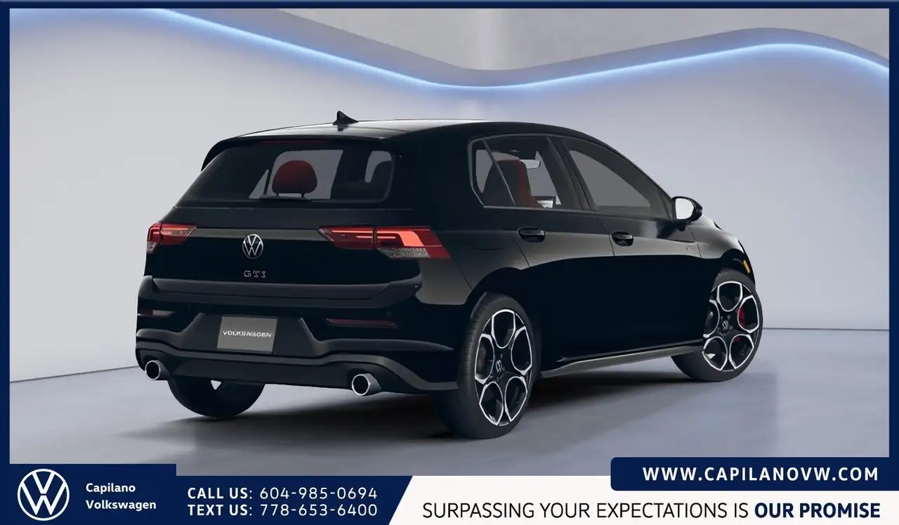 Volkswagen Golf GTI снимка Volkswagen Golf GTI