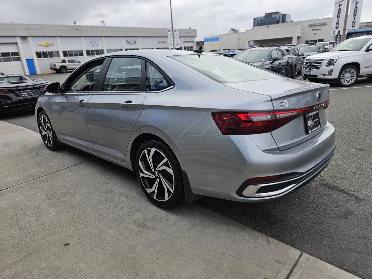 Volkswagen Jetta снимка Volkswagen Jetta
