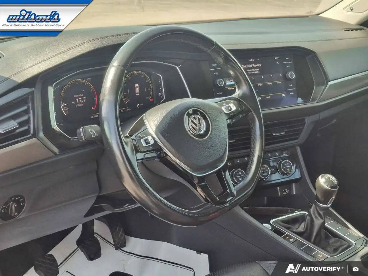 Volkswagen Jetta снимка Volkswagen Jetta