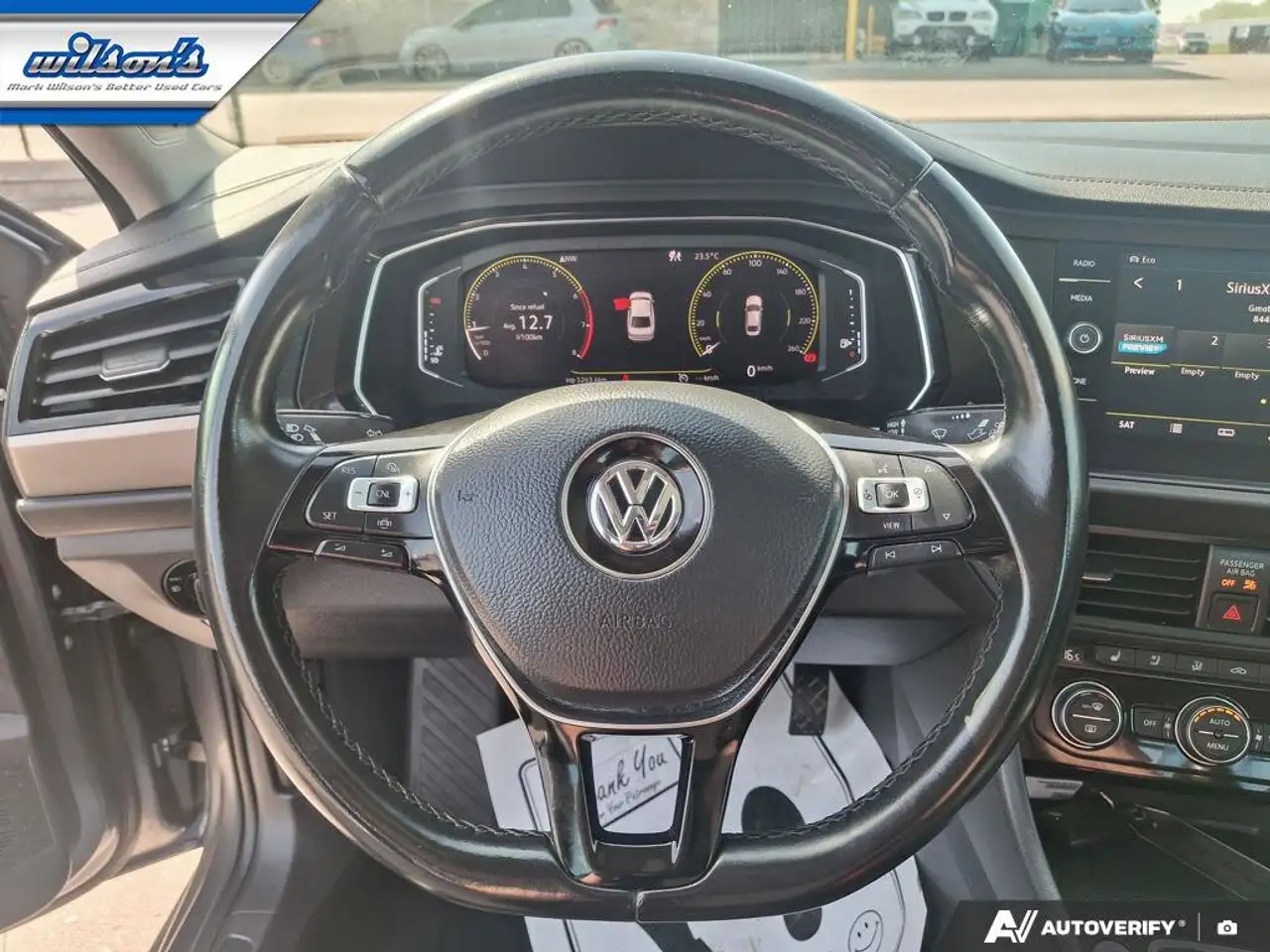 Volkswagen Jetta снимка Volkswagen Jetta