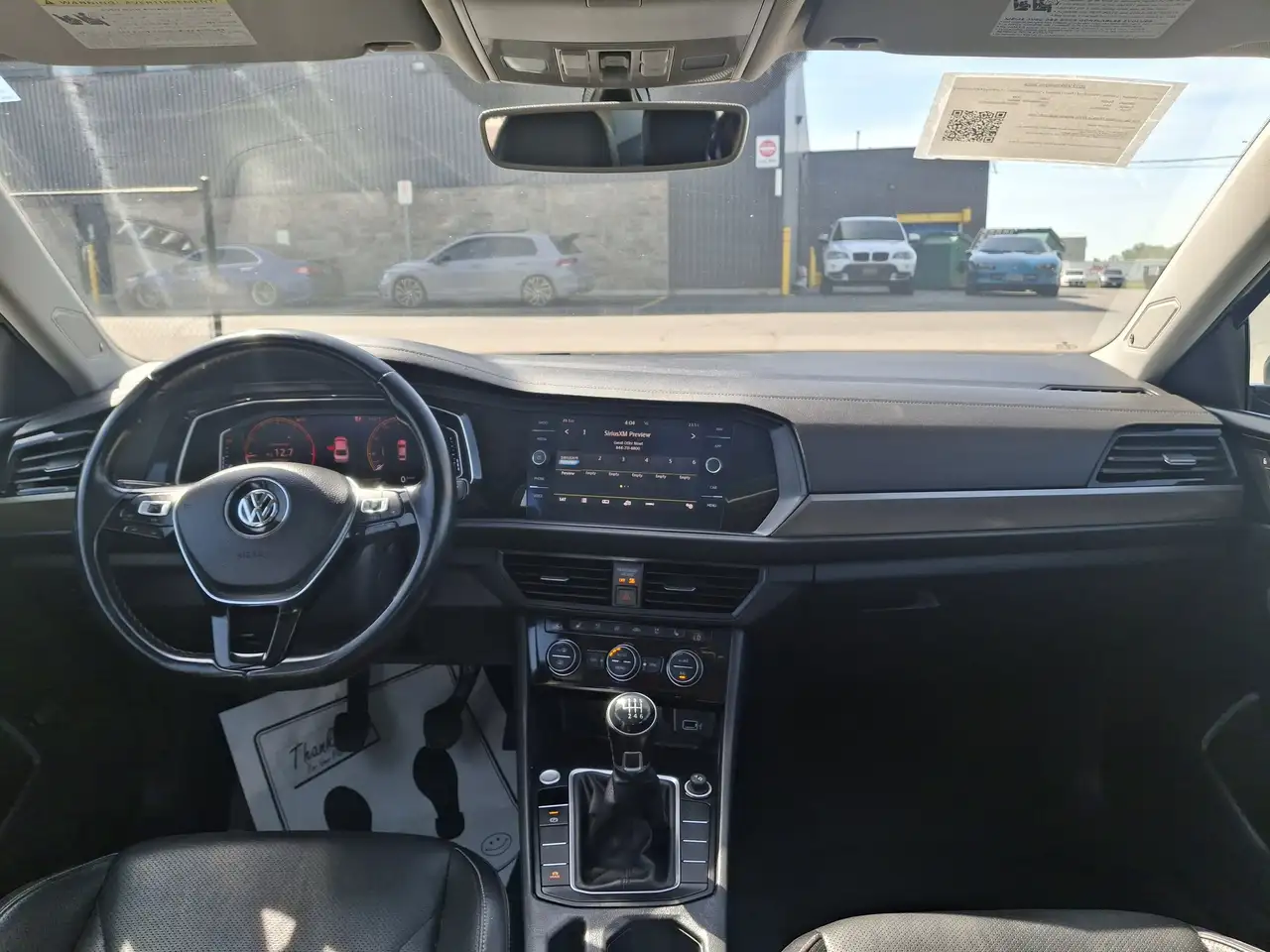 Volkswagen Jetta снимка Volkswagen Jetta