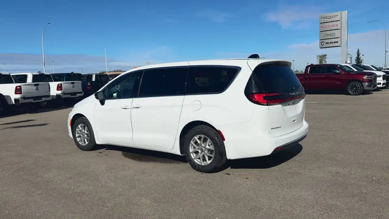 Chrysler Pacifica fotografie Chrysler Pacifica