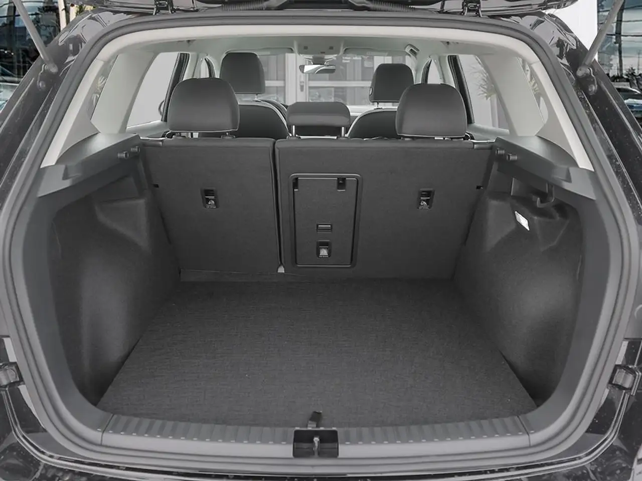 Volkswagen Taos снимка Volkswagen Taos
