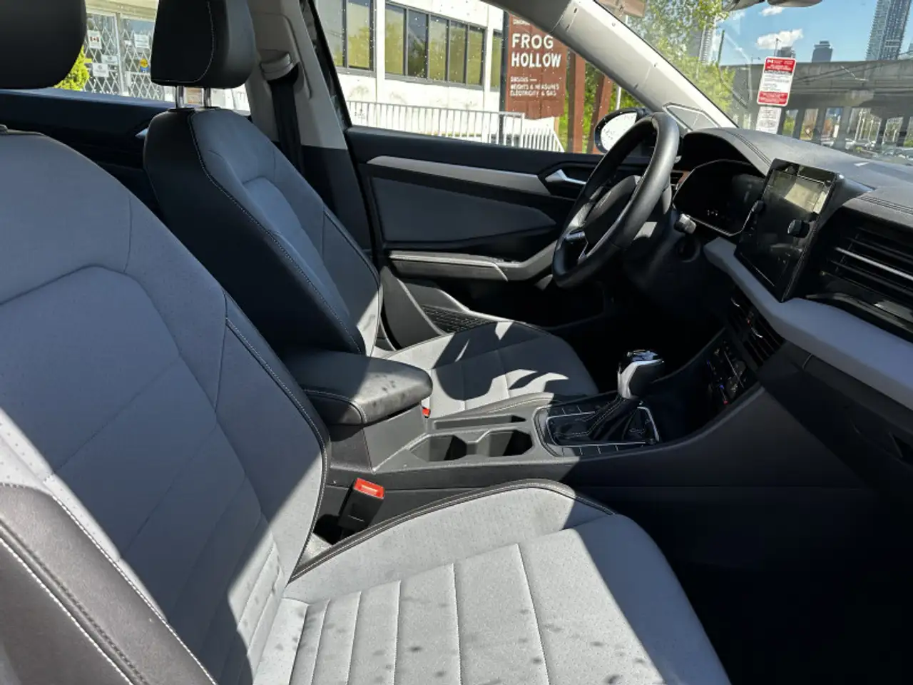 Volkswagen Jetta снимка Volkswagen Jetta