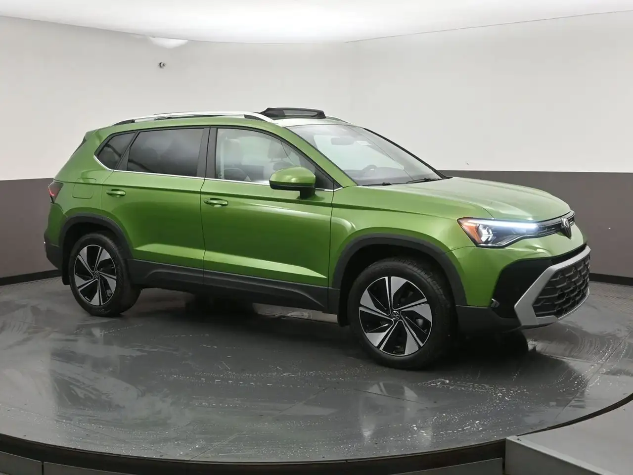 2026 Volkswagen Taos