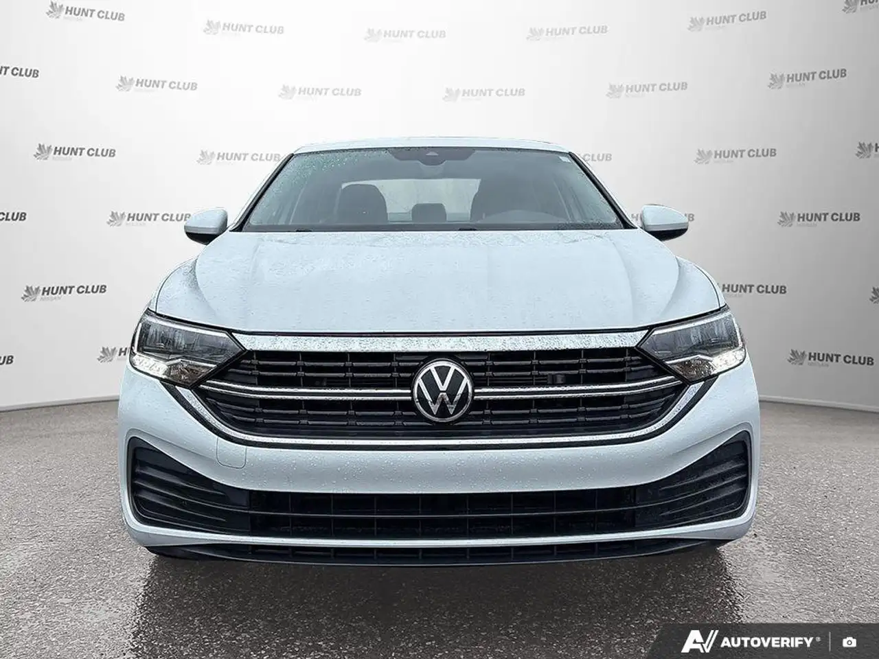 Volkswagen Jetta снимка Volkswagen Jetta