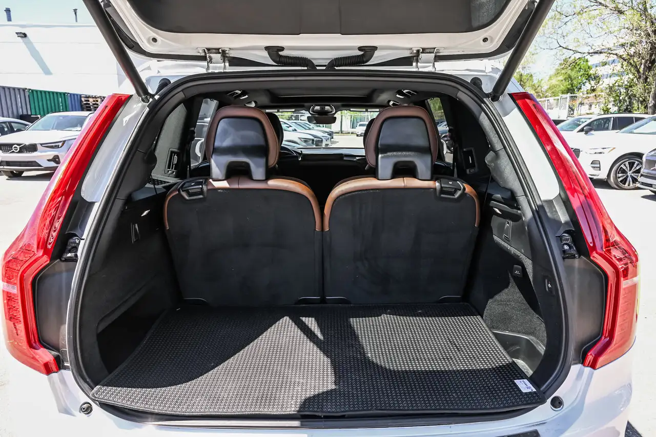 Volvo XC90 photo Volvo XC90