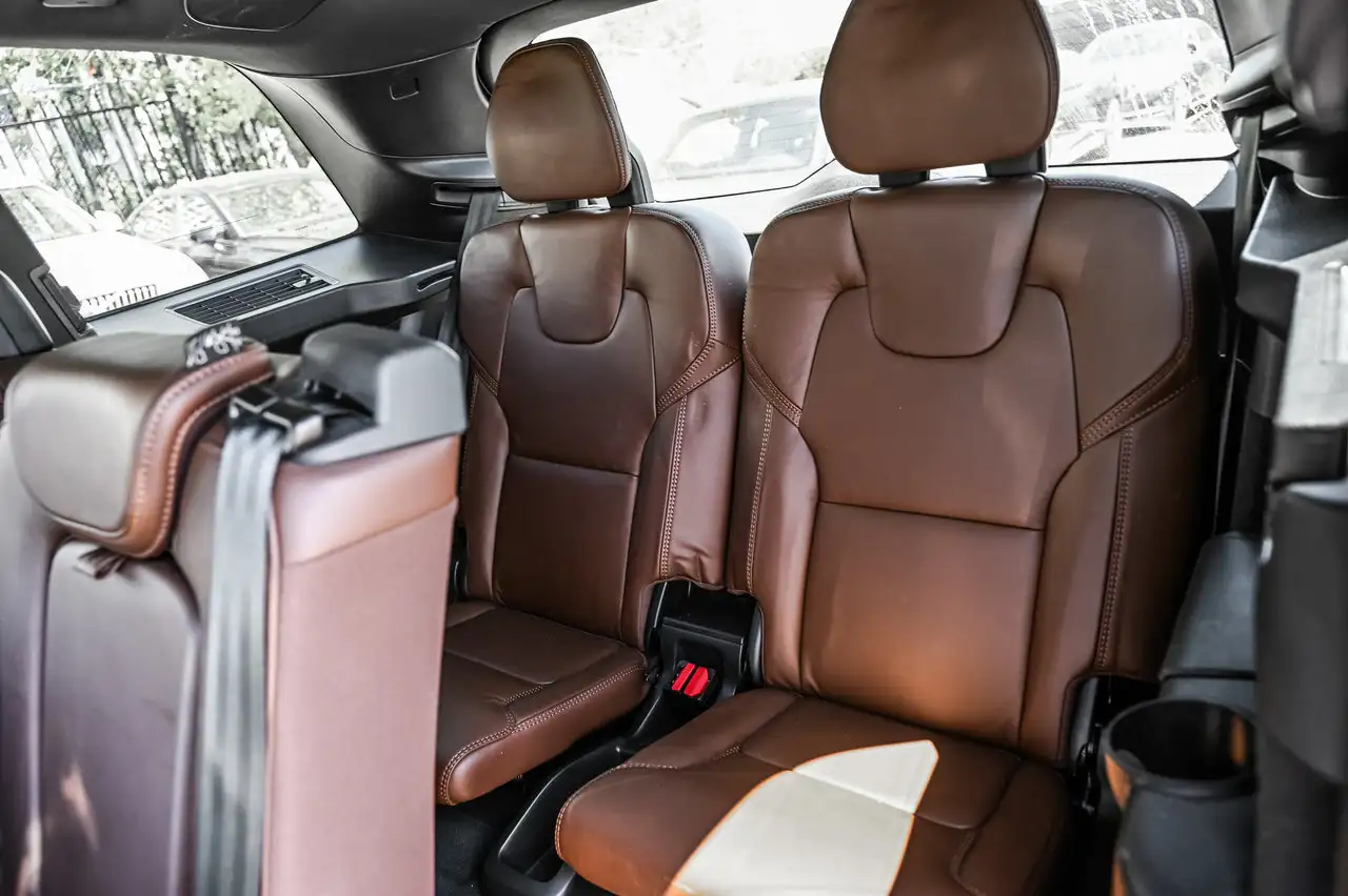 Volvo XC90 photo Volvo XC90