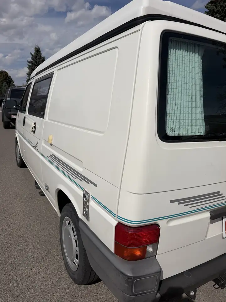 Volkswagen Eurovan снимка Volkswagen Eurovan