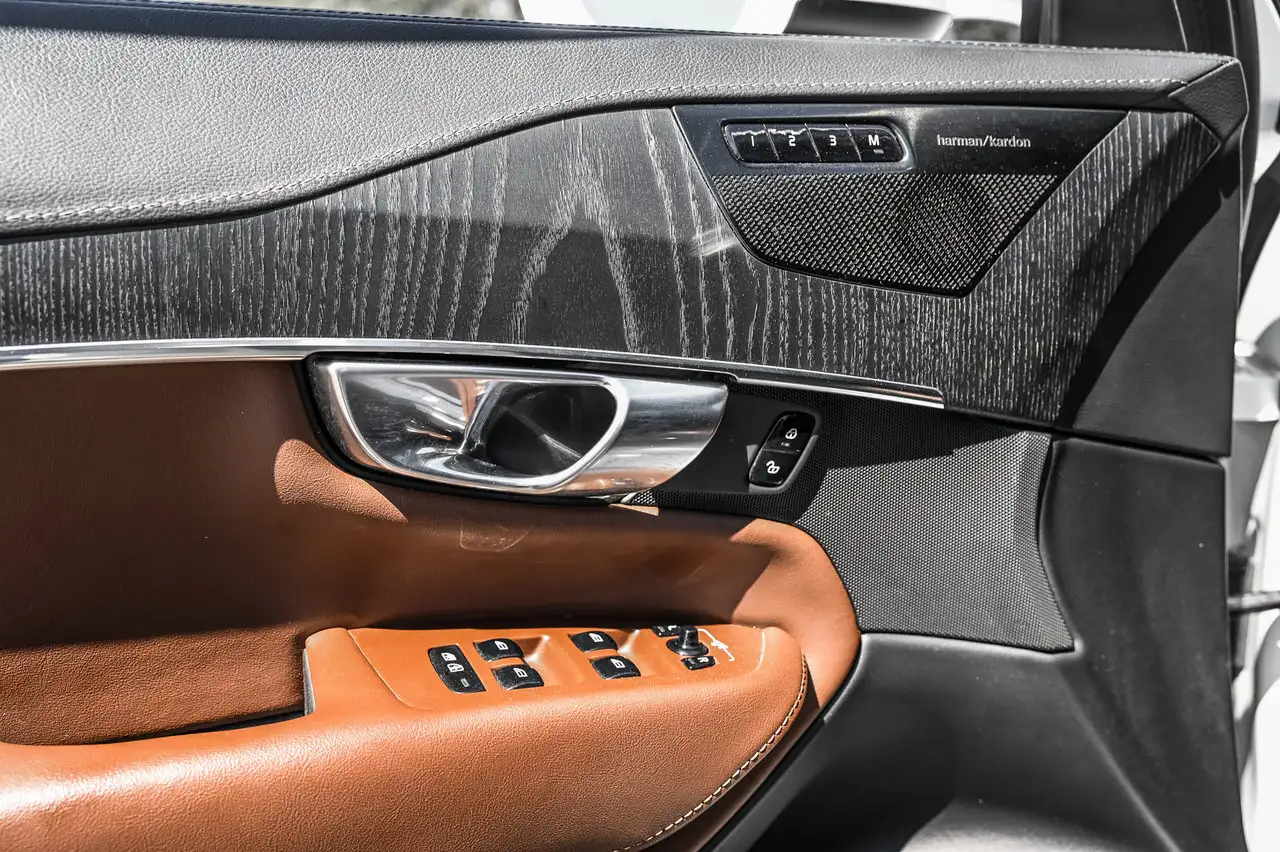 Volvo XC90 photo Volvo XC90