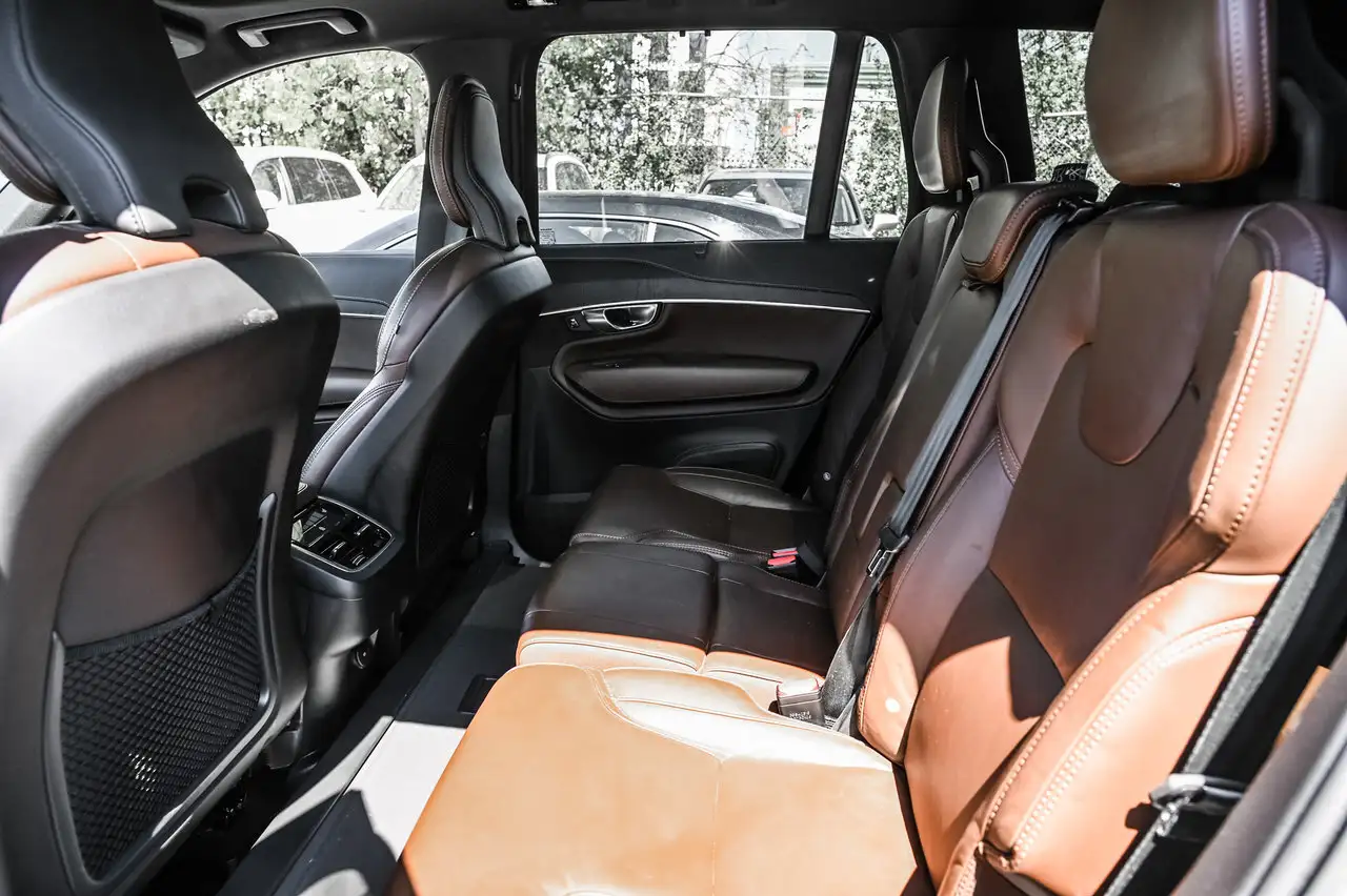 Volvo XC90 photo Volvo XC90