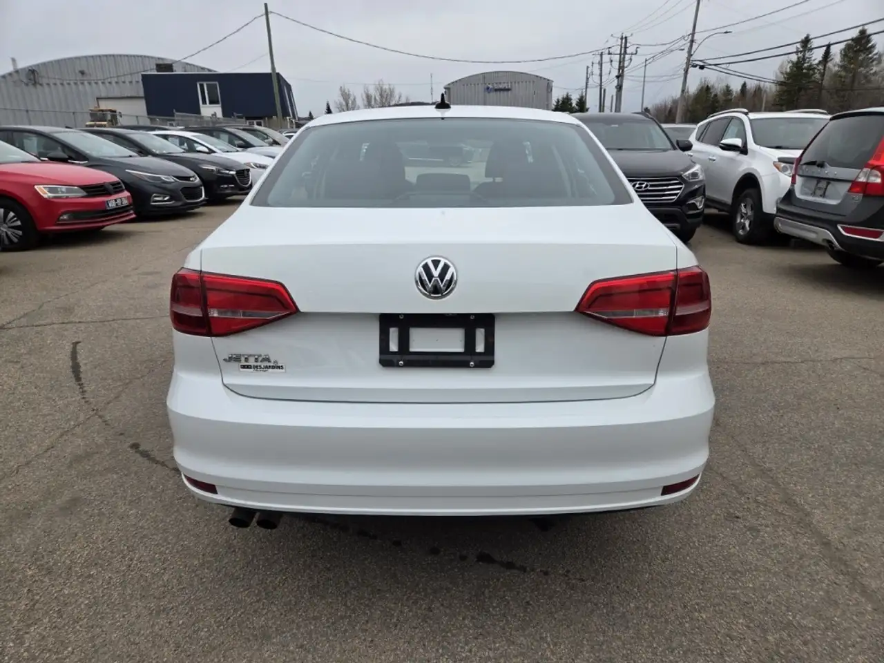 Volkswagen Jetta снимка Volkswagen Jetta