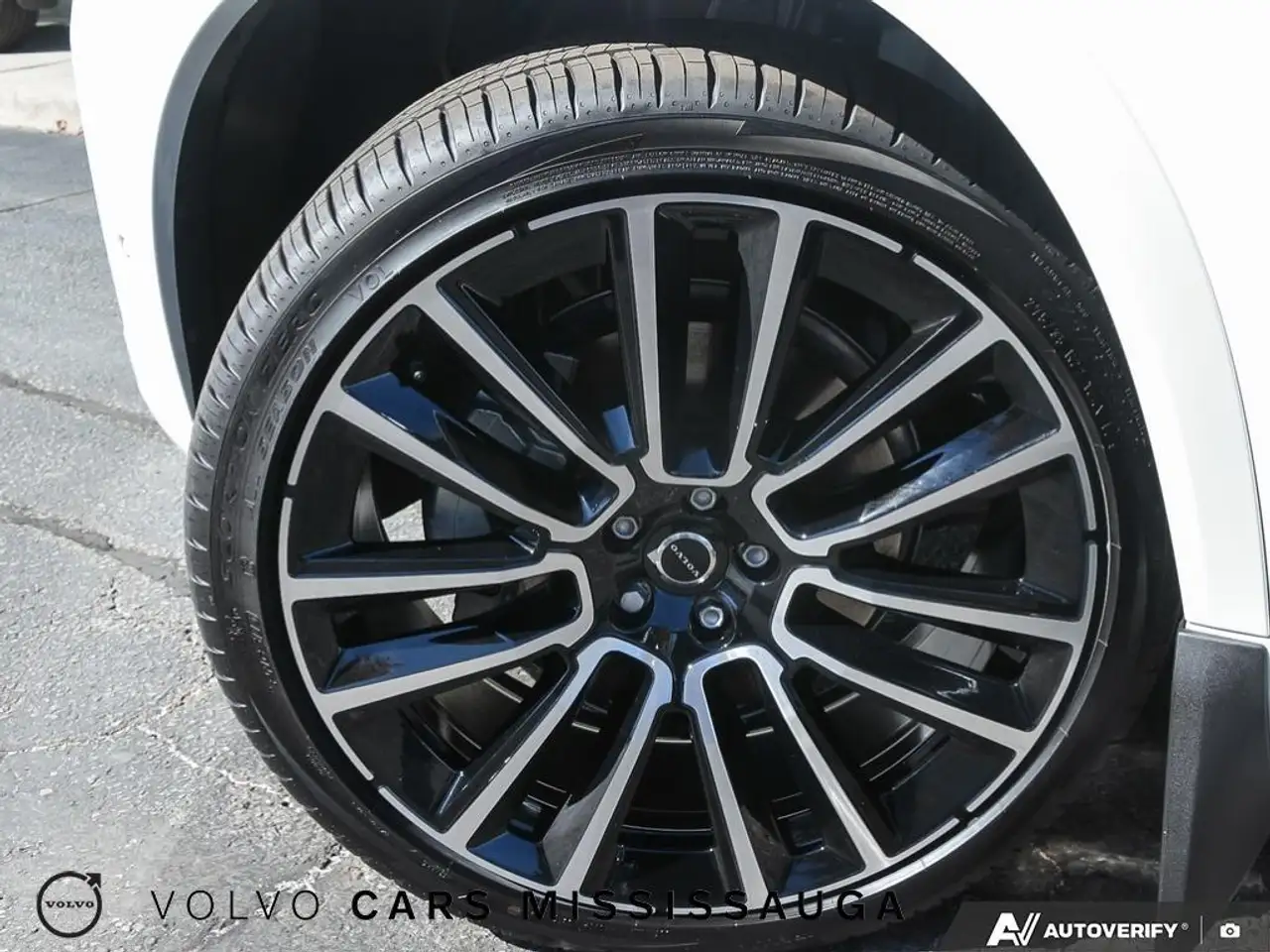 Volvo XC90 photo Volvo XC90
