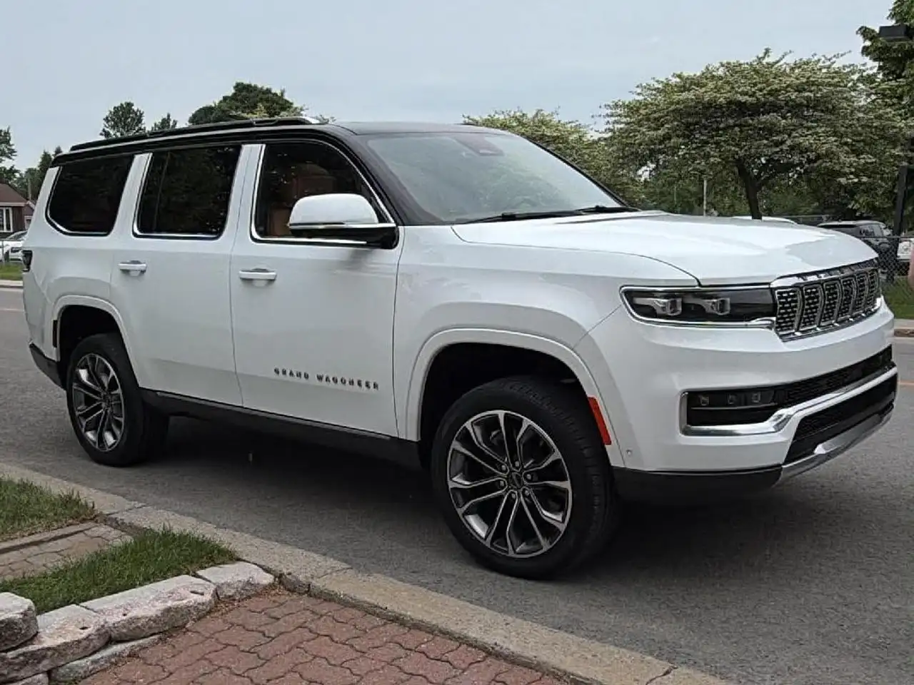2022 Jeep Grand Wagoneer