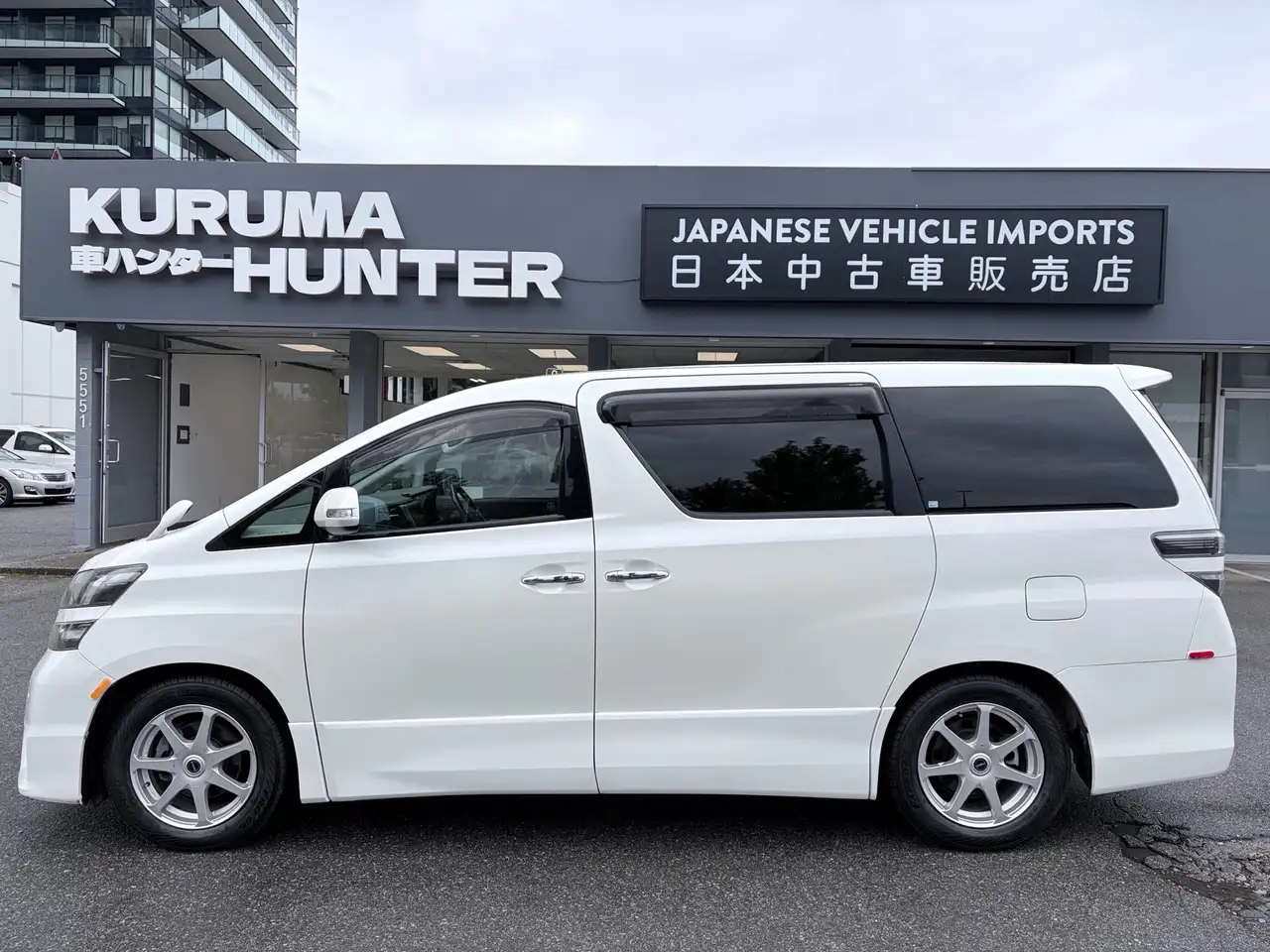 Toyota Sienna photo Toyota Sienna
