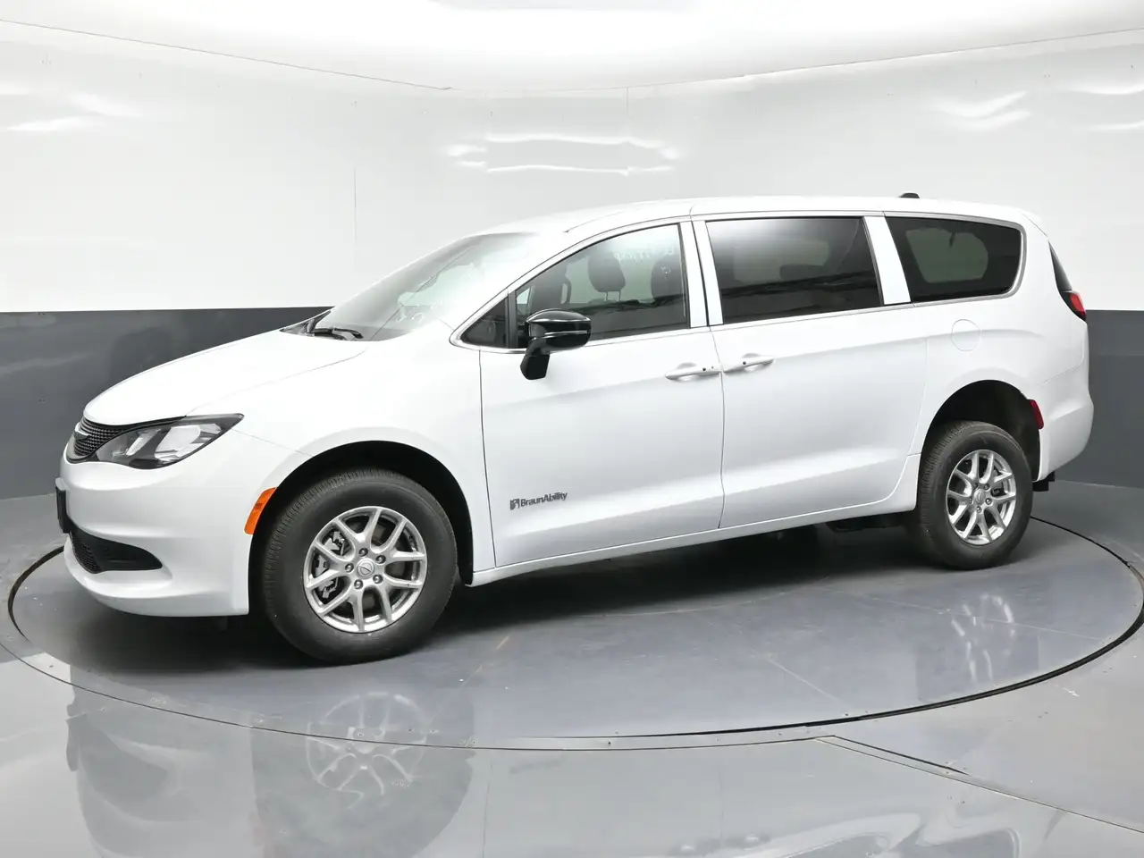 2026 Chrysler Grand Caravan
