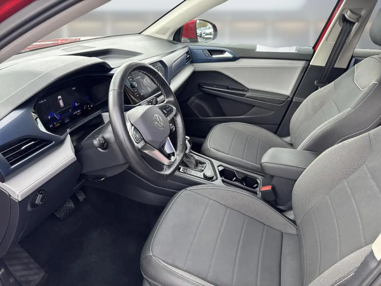 Volkswagen Taos снимка Volkswagen Taos