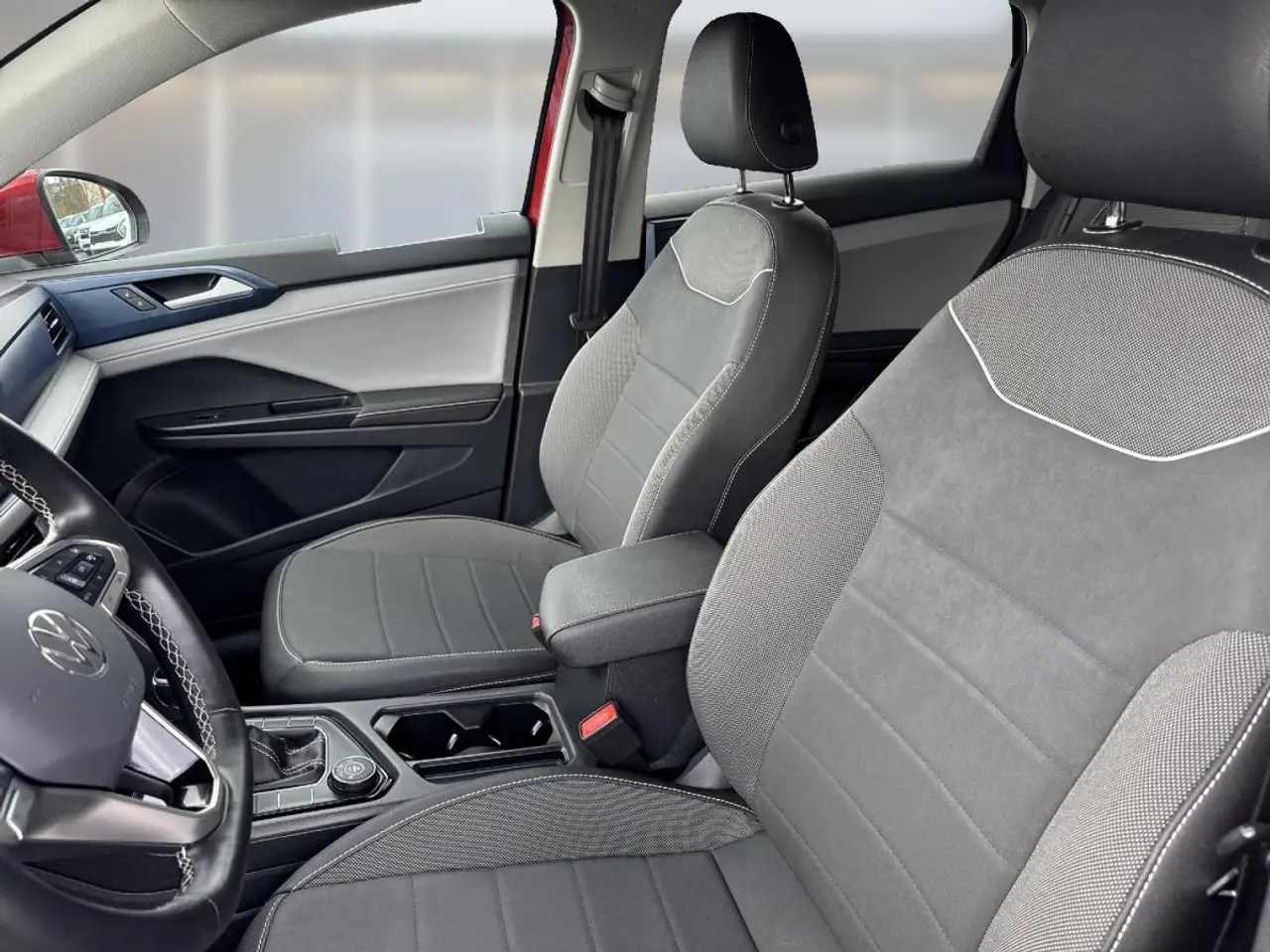 Volkswagen Taos снимка Volkswagen Taos