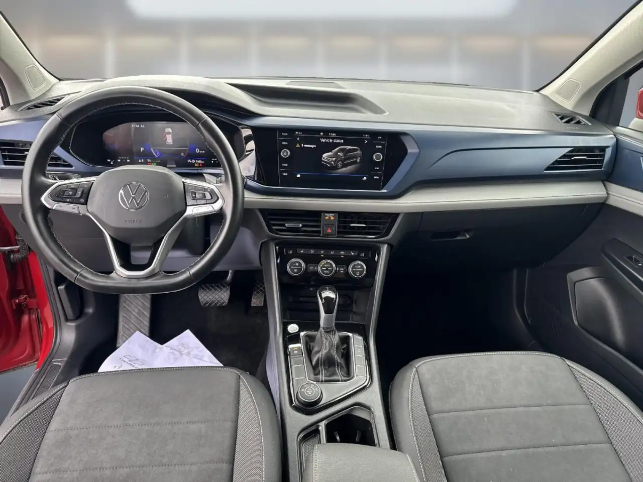 Volkswagen Taos снимка Volkswagen Taos