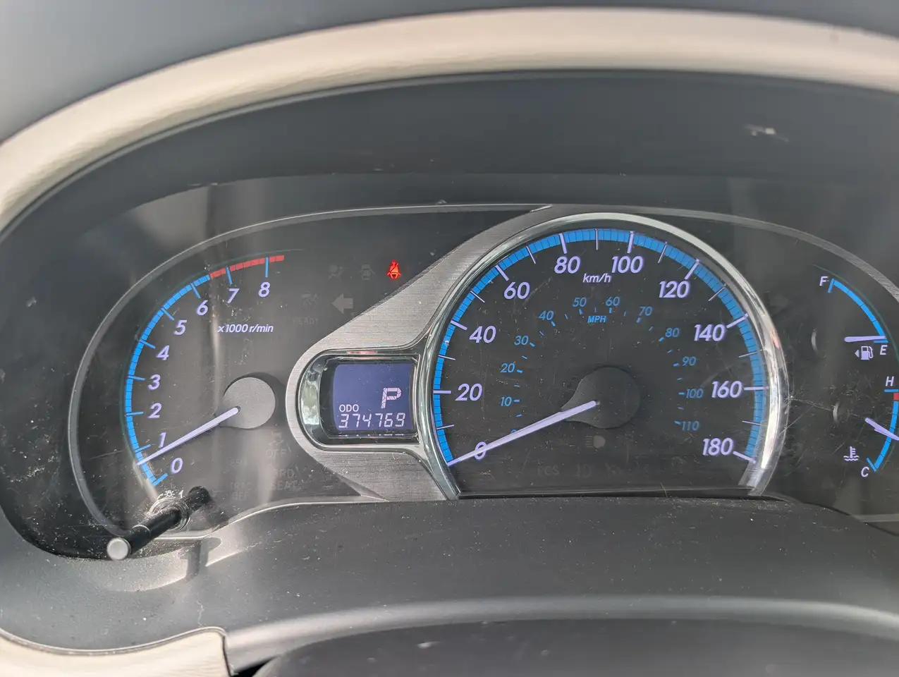 Toyota Sienna снимка Toyota Sienna