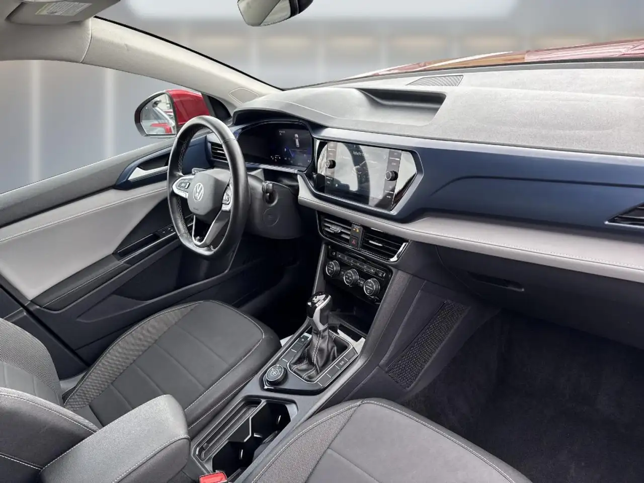 Volkswagen Taos снимка Volkswagen Taos