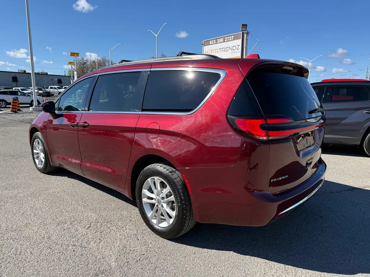 Chrysler Pacifica снимка Chrysler Pacifica