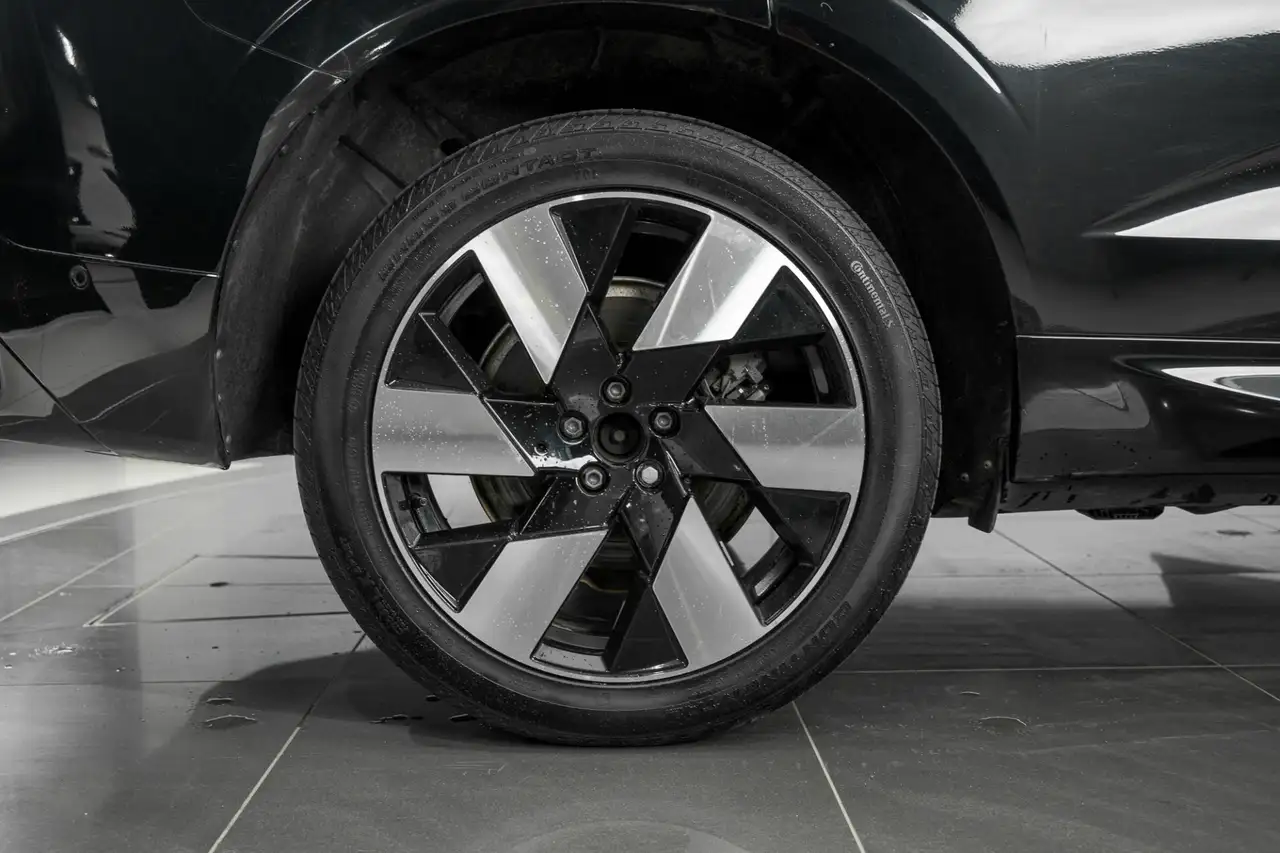 Volvo XC60 photo Volvo XC60