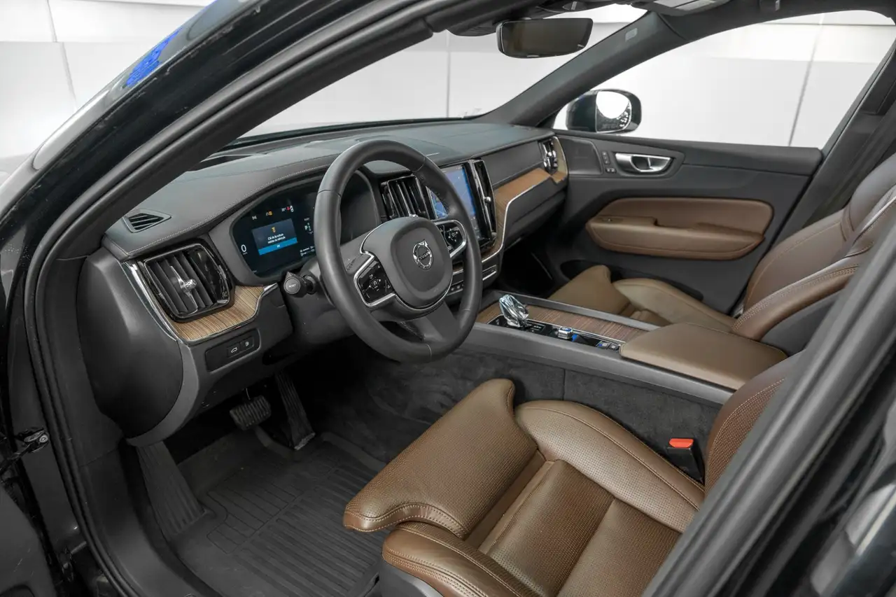 Volvo XC60 photo Volvo XC60
