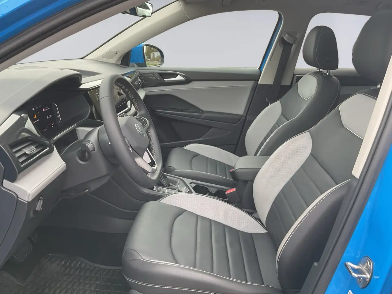 Volkswagen Taos снимка Volkswagen Taos