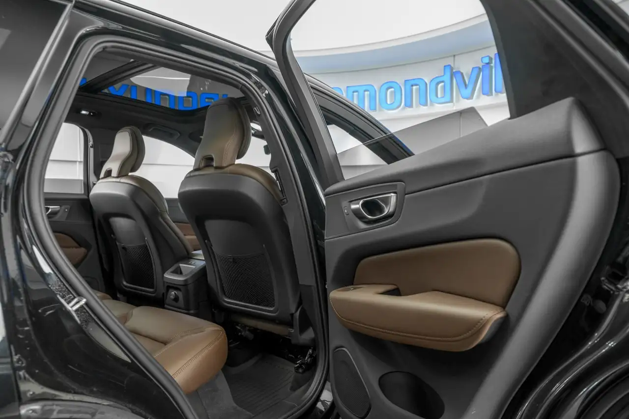 Volvo XC60 photo Volvo XC60
