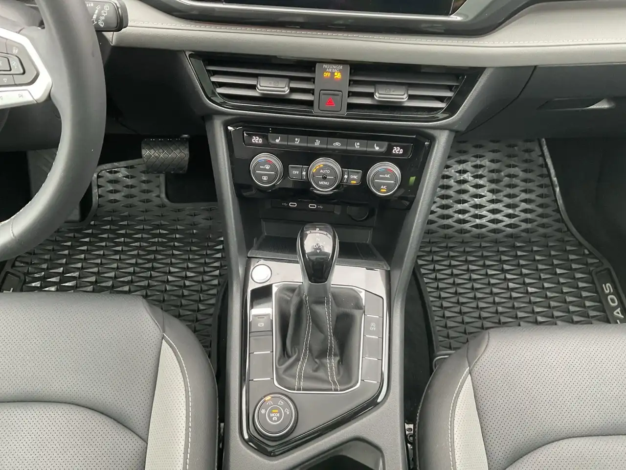 Volkswagen Taos снимка Volkswagen Taos