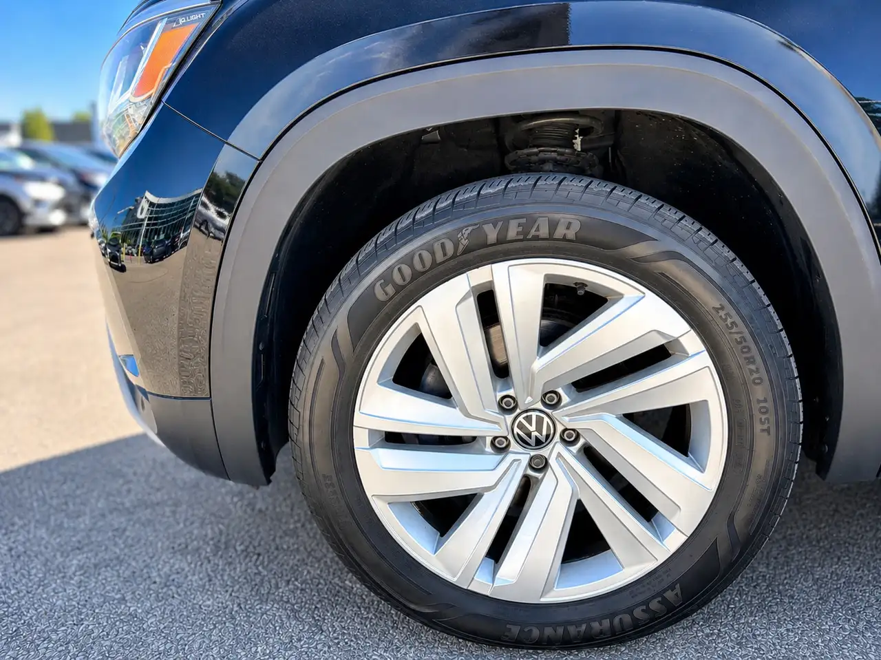 Volkswagen Atlas снимка Volkswagen Atlas