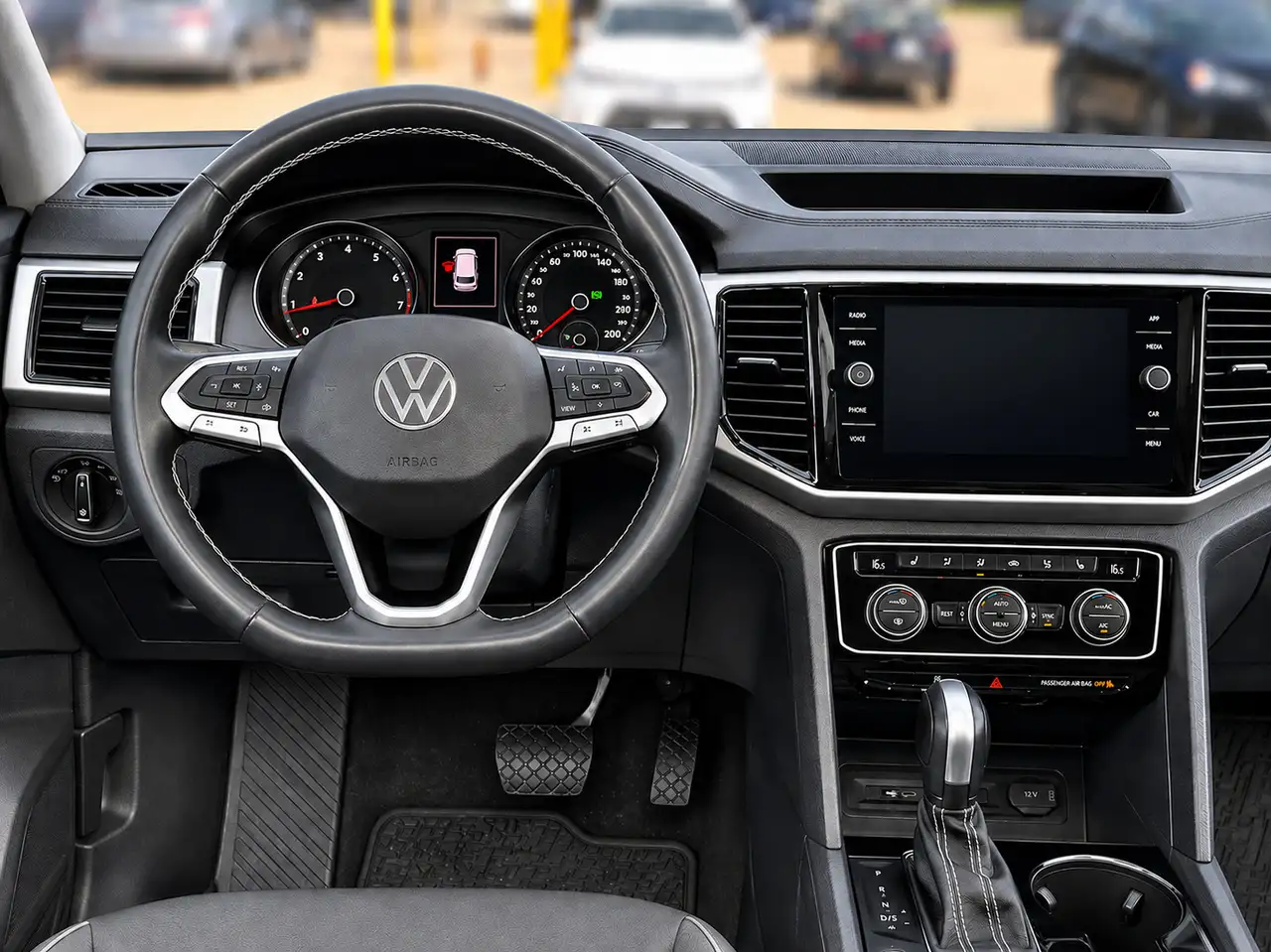 Volkswagen Atlas снимка Volkswagen Atlas