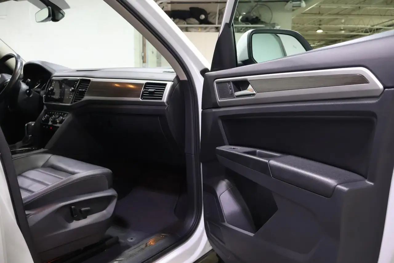 Volkswagen Atlas снимка Volkswagen Atlas