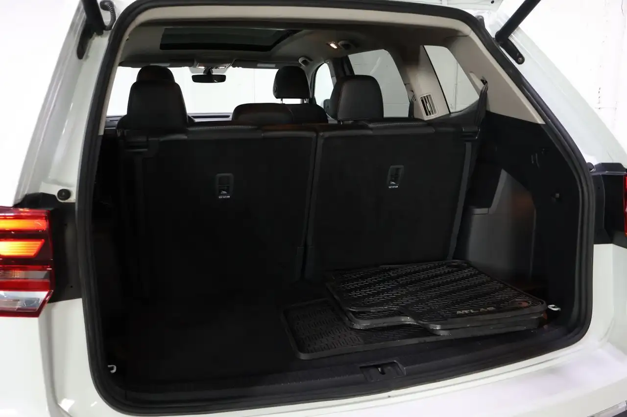 Volkswagen Atlas снимка Volkswagen Atlas