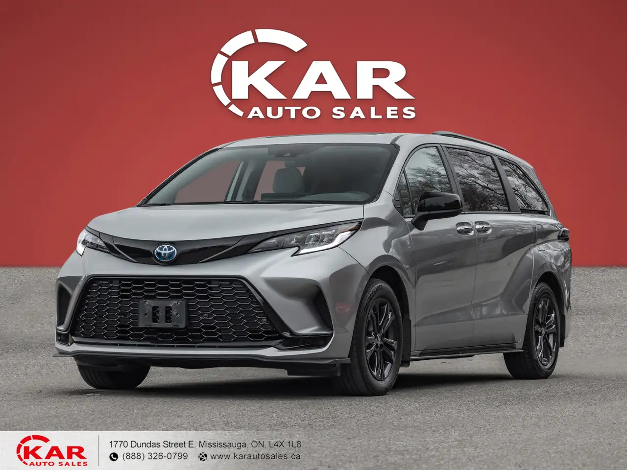 Toyota Sienna снимка Toyota Sienna