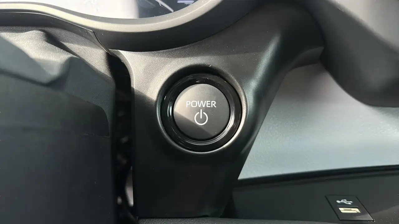 Toyota Sienna снимка Toyota Sienna