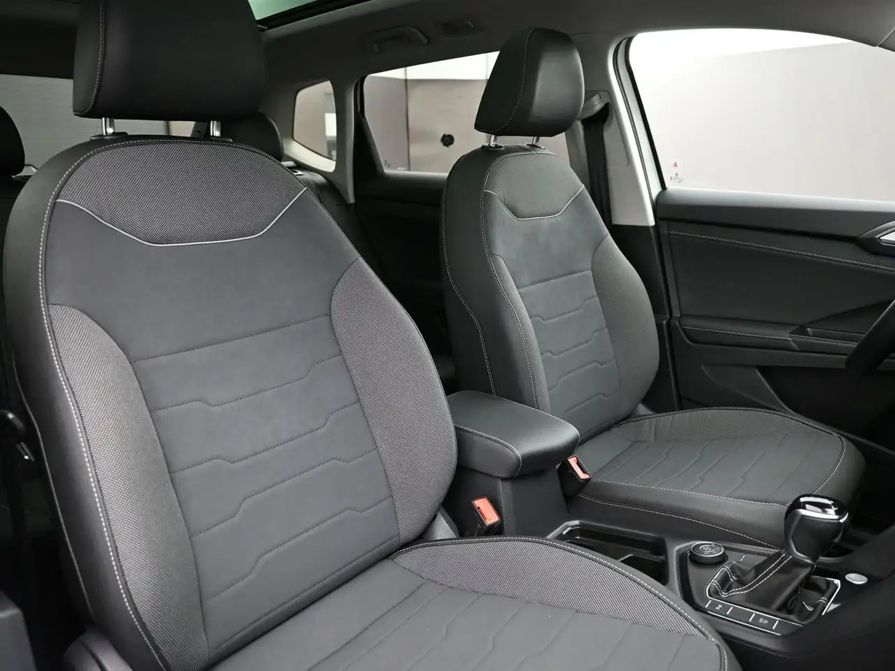 Volkswagen Taos снимка Volkswagen Taos