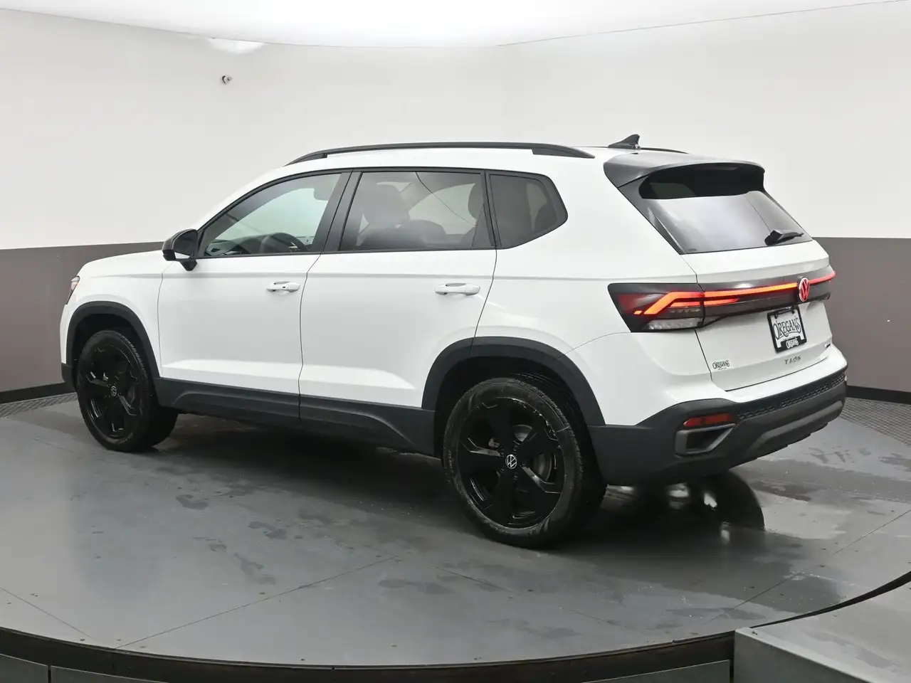 Volkswagen Taos снимка Volkswagen Taos
