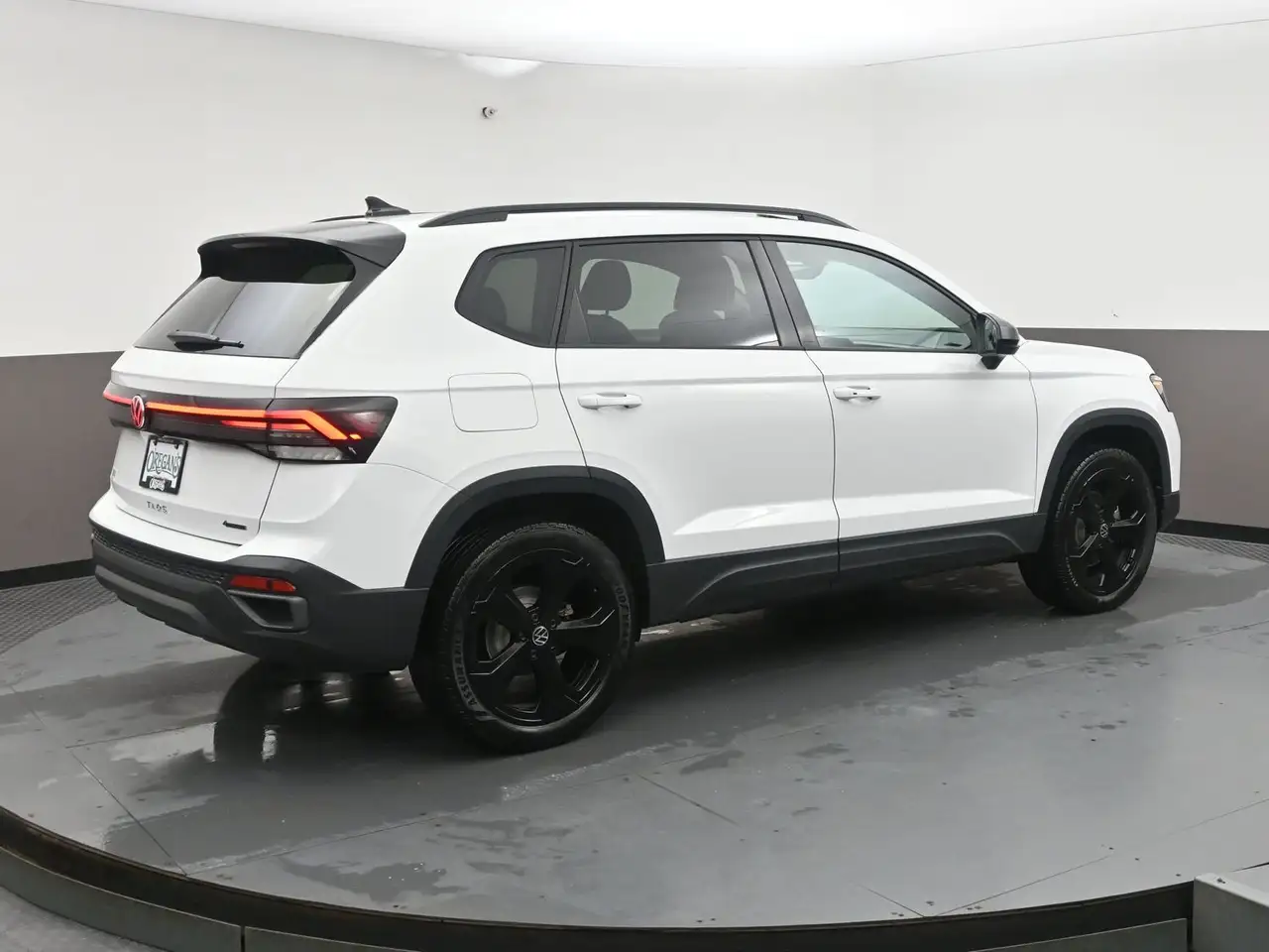 Volkswagen Taos снимка Volkswagen Taos